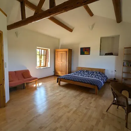 Gite Paisible A Gruey-Les-Surance Avec Terrasse Et Jardin - Fr-1-589-774 Vakantiehuis