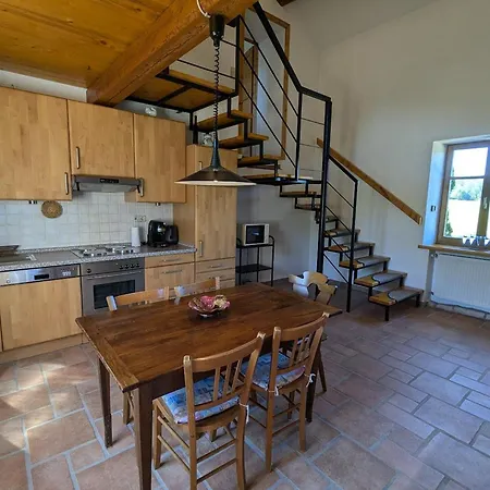 Gite Paisible A Gruey-Les-Surance Avec Terrasse Et Jardin - Fr-1-589-774 Tatil Evi *