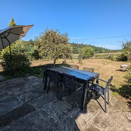 Gite Paisible A Gruey-Les-Surance Avec Terrasse Et Jardin - Fr-1-589-774 Vakantiehuis Gruey-les-Surance